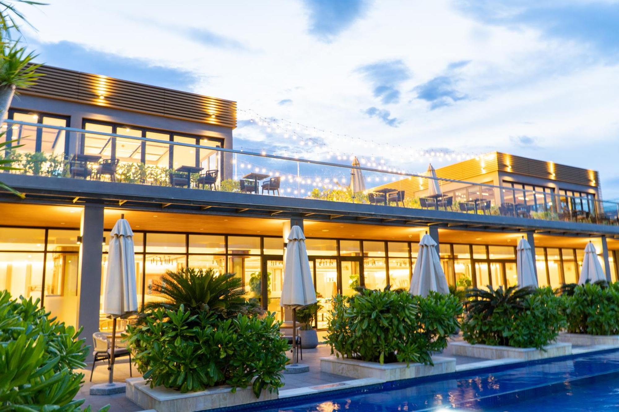 Mysterio Pool Villas & Resort Cam Ranh Buitenkant foto